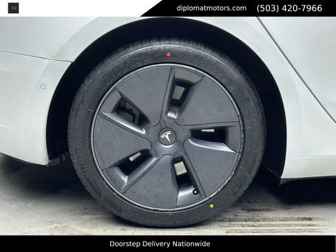 Used 2022 Tesla Model 3 Long Range image 37