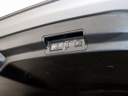 Used 2023 Ford Explorer 4WD image 29