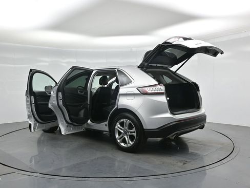 Certified 2018 Ford Edge Titanium image 36
