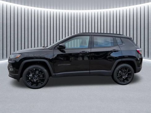 New 2026 Jeep Compass Latitude AWD/4WD image 15