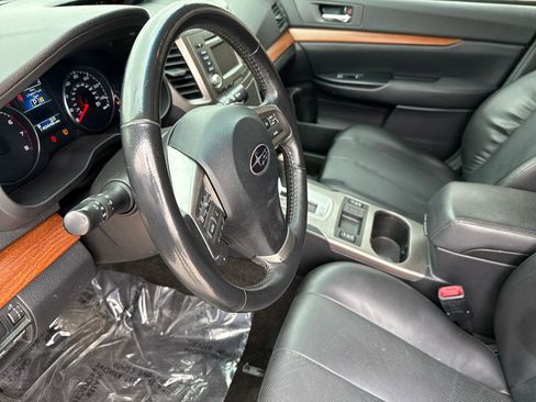 Used 2013 Subaru Outback 2.5i Limited w/ Moonroof Pkg image 34