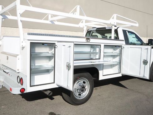 Used 2024 Ford F350 XL w/ XL Chrome Package image 22