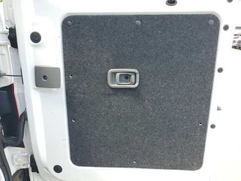 Used 2018 Nissan NV200 S w/ Cruise Control Package image 10