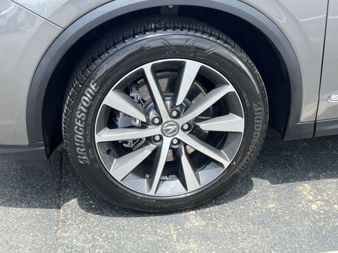 Used 2025 Acura MDX SH-AWD w/ Technology Package image 9