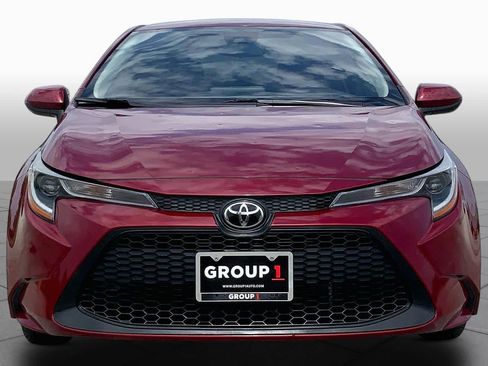 Used 2022 Toyota Corolla LE FWD image 4