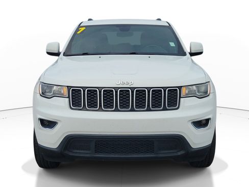 Used 2017 Jeep Grand Cherokee Laredo w/ Quick Order Package 2BE RWD image 2