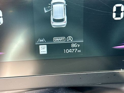 Certified 2025 Kia Sportage LX FWD image 12