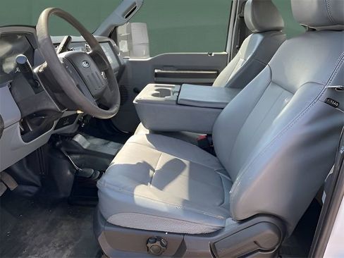 Used 2015 Ford F550 4x4 SuperCab Super Duty image 12