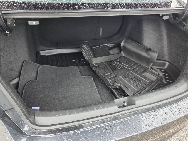 Used 2022 Honda Civic Touring image 16