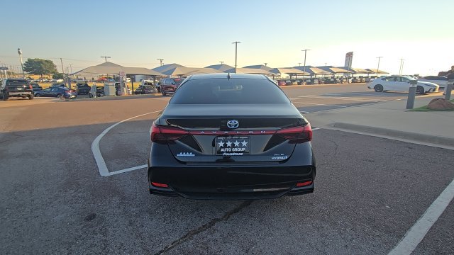 Used 2021 Toyota Avalon XLE FWD image 8
