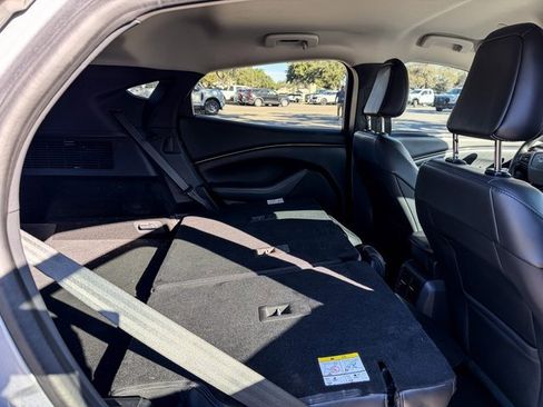 Used 2021 Ford Mustang Mach-E Select image 17