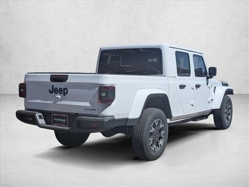 New 2026 Jeep Gladiator Sport AWD/4WD image 2