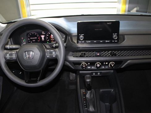 Certified 2023 Honda Accord LX image 21