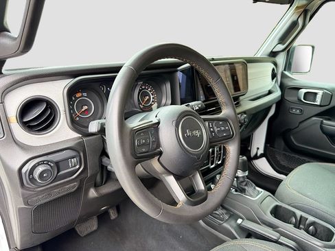 Used 2024 Jeep Wrangler Unlimited Sport AWD/4WD image 26