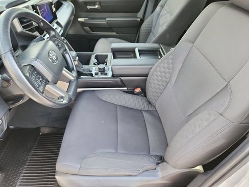 Used 2025 Toyota Tundra SR5 w/ SR5 Convenience Package AWD/4WD image 29