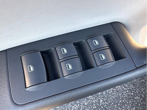 Used 2006 Audi S4 Quattro Cabriolet 2D image 8