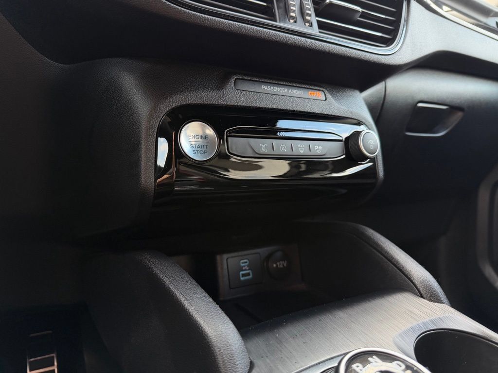 Used 2023 Ford Escape ST-Line w/ Tech Pack #1 FWD image 20