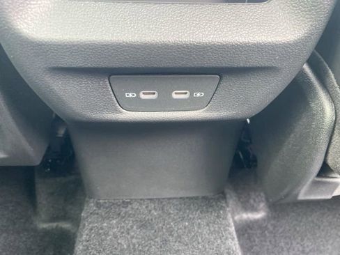 New 2026 Volkswagen Tiguan SE image 56