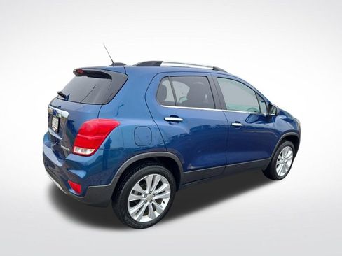 Used 2019 Chevrolet Trax Premier AWD/4WD image 3
