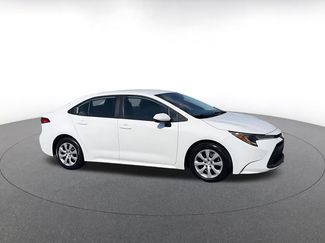 Used 2023 Toyota Corolla LE FWD video 2