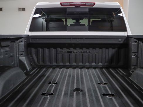 Used 2021 GMC Sierra 2500 Denali w/ Denali Ultimate Package AWD/4WD image 33