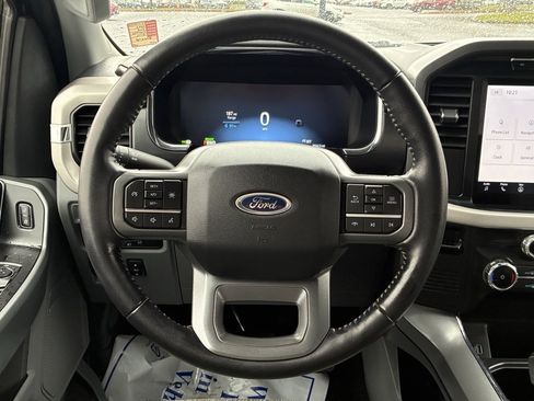 Used 2022 Ford F150 Lightning XLT image 11