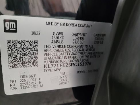 Used 2024 Chevrolet Trax LS FWD image 33