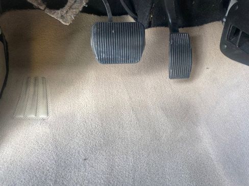 Used 2006 Ford Expedition Eddie Bauer image 44