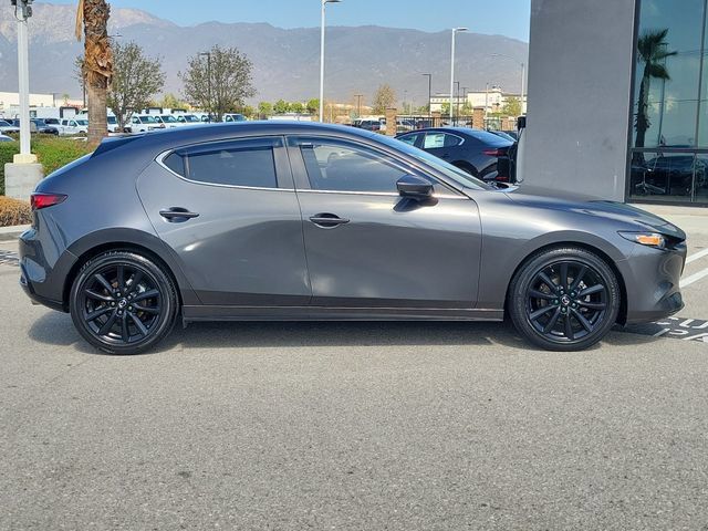 Used 2020 MAZDA MAZDA3 Hatchback FWD image 32