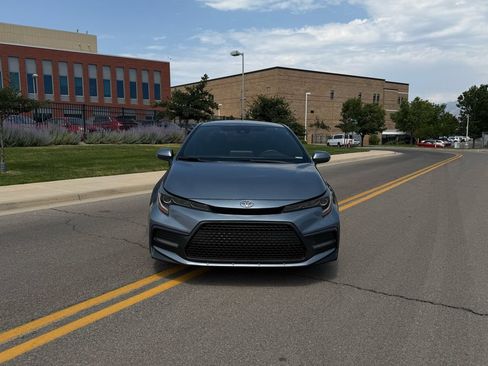 Used 2020 Toyota Corolla SE w/ Carpet Mat Package (TMS) FWD image 9