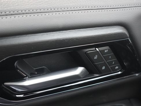 New 2026 GMC Yukon XL Denali w/ Sun & Power Step Package image 19