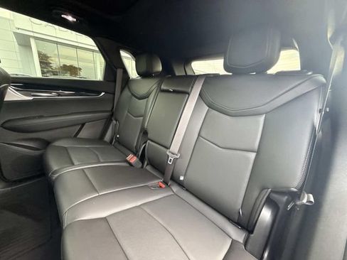 Certified 2024 Cadillac XT5 Premium Luxury AWD/4WD image 32