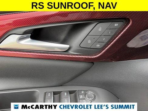 Used 2024 Chevrolet Traverse RS FWD image 52