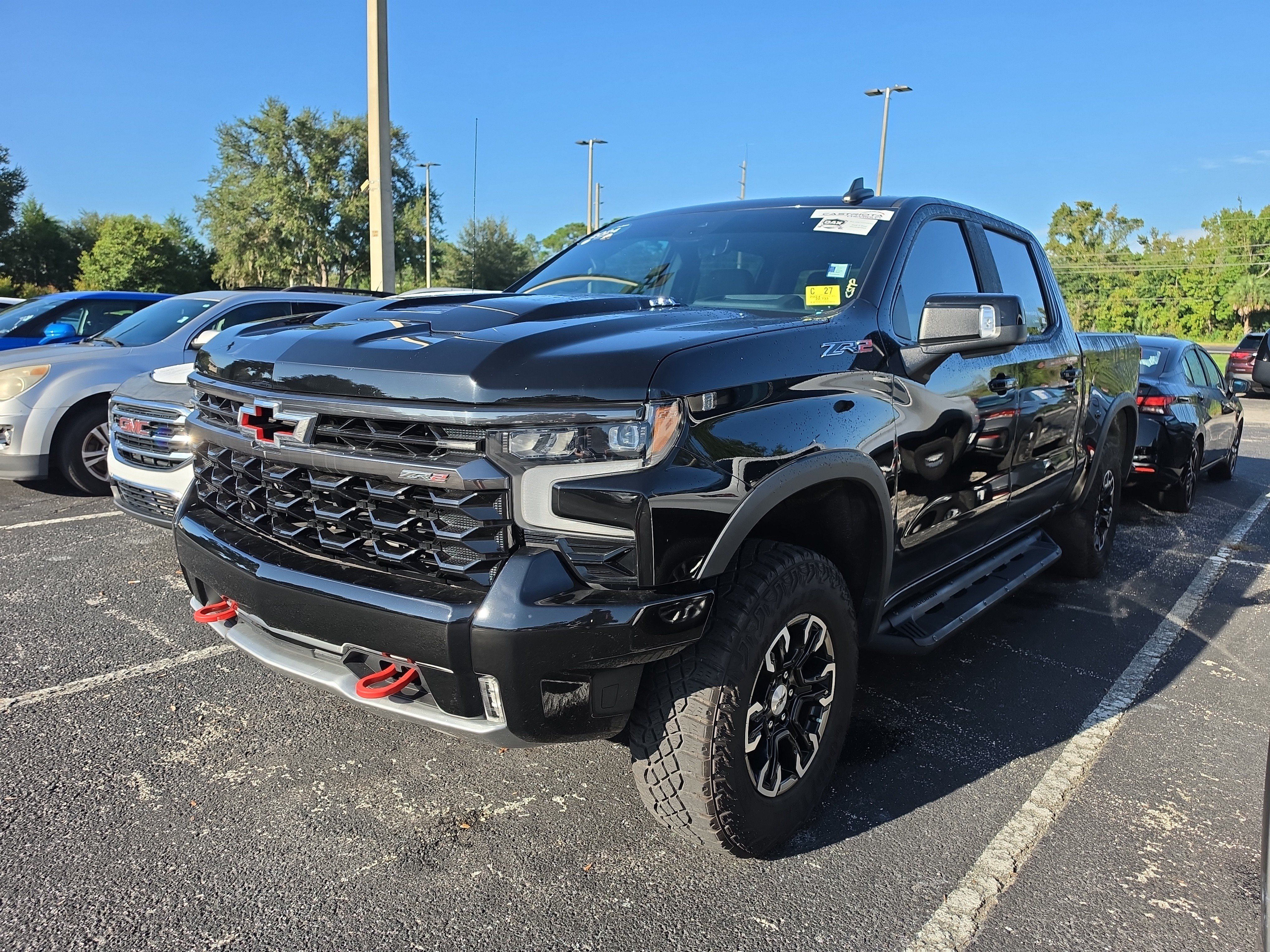 Used 2024 Chevrolet Silverado 1500 ZR2 w/ Technology Package AWD/4WD image 7