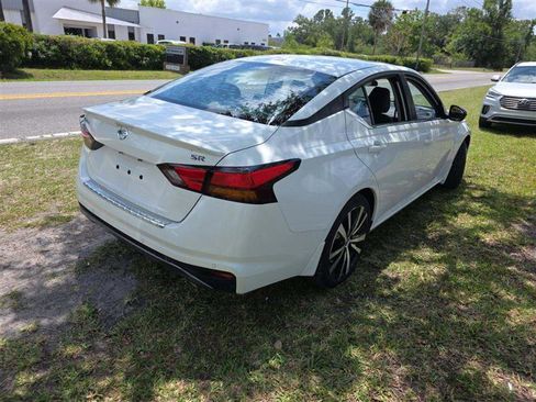 Used 2021 Nissan Altima 2.5 SR FWD image 5