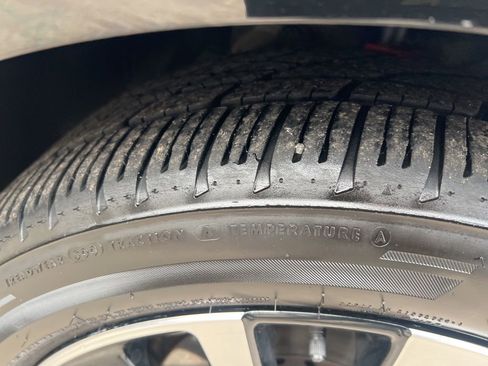 Certified 2022 Nissan Sentra SV w/ SV Premium Package image 38