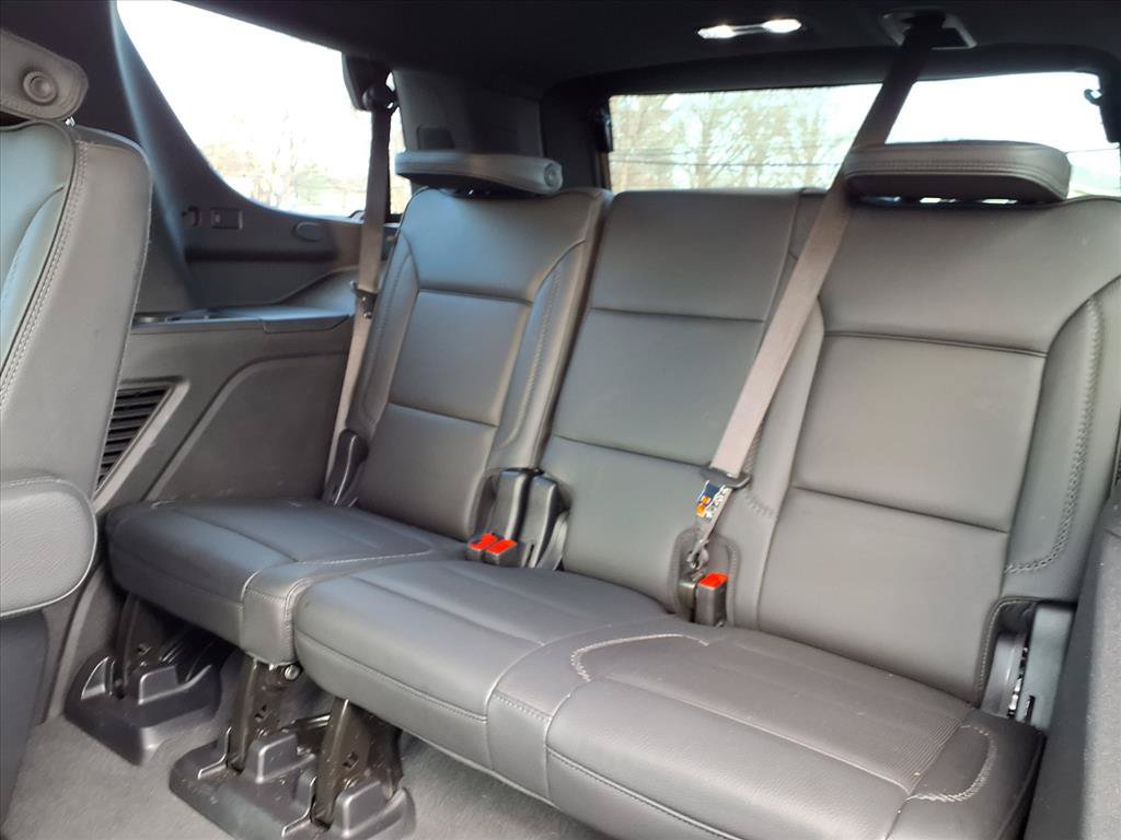 Used 2025 GMC Yukon Denali AWD/4WD image 12