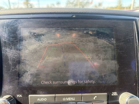 Certified 2024 Nissan Titan SV w/ SV Bronze Edition Package image 34