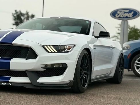 Used 2016 Ford Mustang Shelby GT350 w/ Technology Package RWD image 60