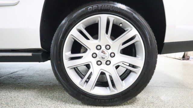 Used 2017 Cadillac Escalade Premium Luxury AWD/4WD image 29