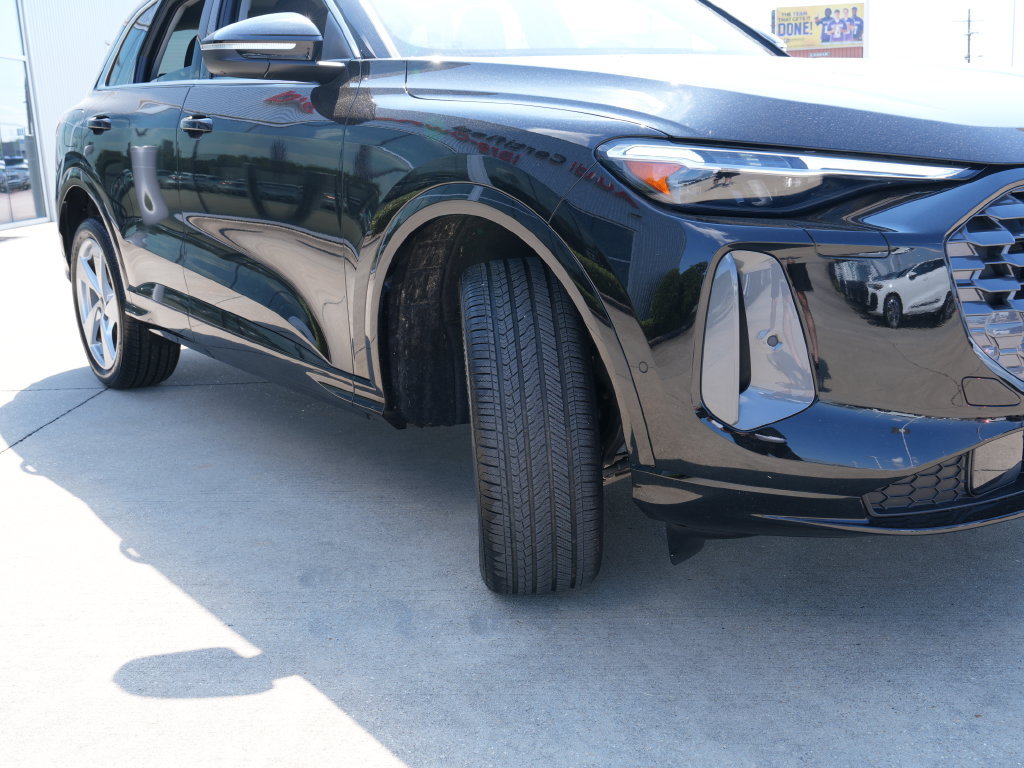 Used 2025 Audi Q5 Premium Plus w/ Premium Plus AWD/4WD image 10