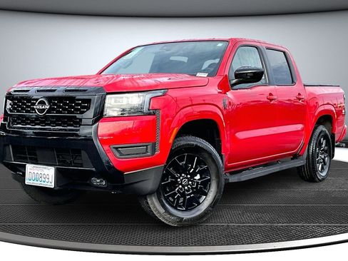 Used 2026 Nissan Frontier SV w/ All-Weather Content Package image 3