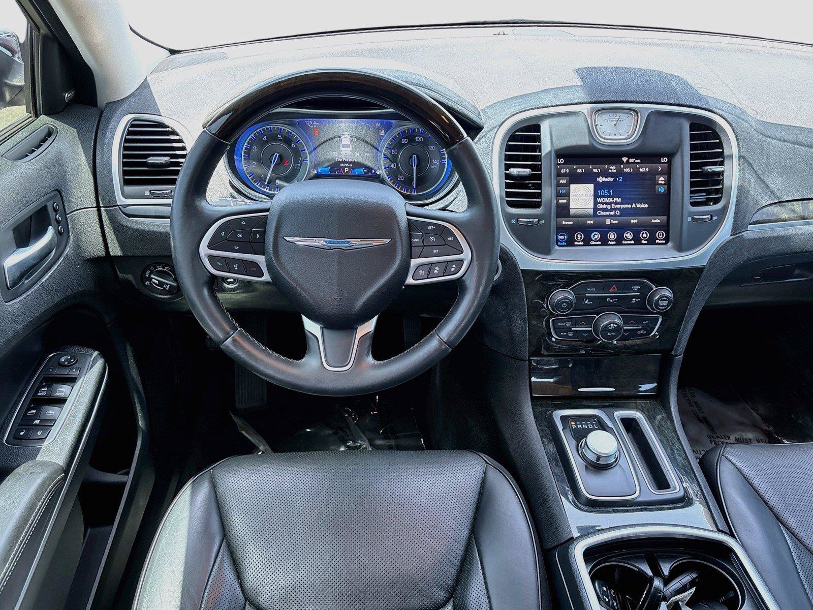 Used 2018 Chrysler 300 Limited w/ Safetytec Plus Group RWD image 23