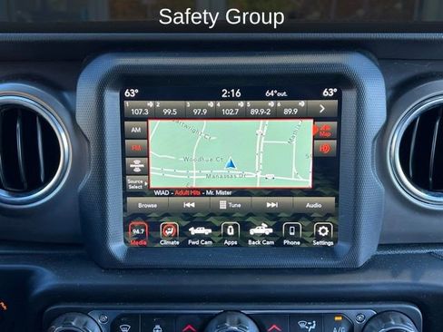 Used 2020 Jeep Gladiator Rubicon w/ Dual Top Group image 8