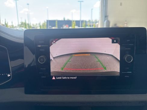 New 2026 Volkswagen Jetta SE image 22