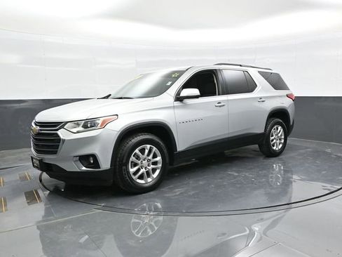 Used 2021 Chevrolet Traverse LT w/ LPO, Floor Liner Package image 3