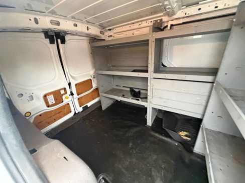 Used 2021 Ford Transit Connect XL image 21