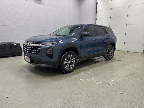 New 2026 Chevrolet Equinox LT w/ Convenience Package II image 6