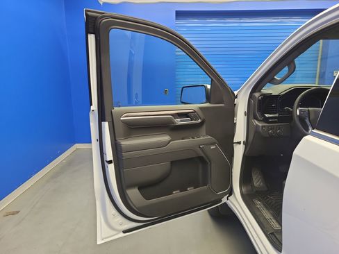 New 2025 Chevrolet Silverado 1500 LTZ w/ Technology Package AWD/4WD image 9