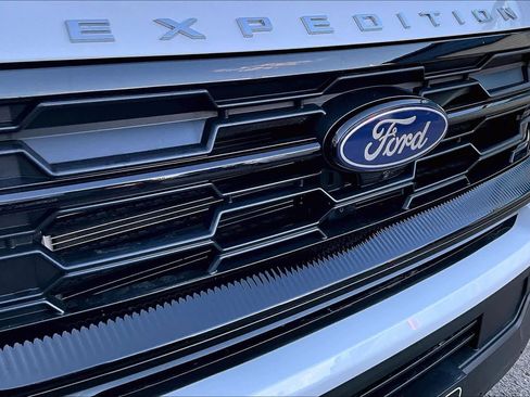 Used 2025 Ford Expedition Max Active image 34